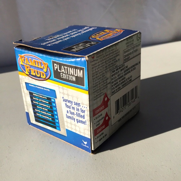 🌸(2/$20)Family Feud Platinum Edition travel size - Picture 2 of 3